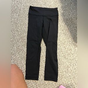 Lululemon cropped leggings